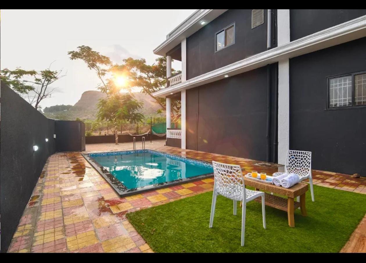 Empyrean Stay Ll 3Bhk Ll Black Horse Villa Ll Ac Ll Private Pool Ll Wifi II Lux Ll Lonavala Esterno foto
