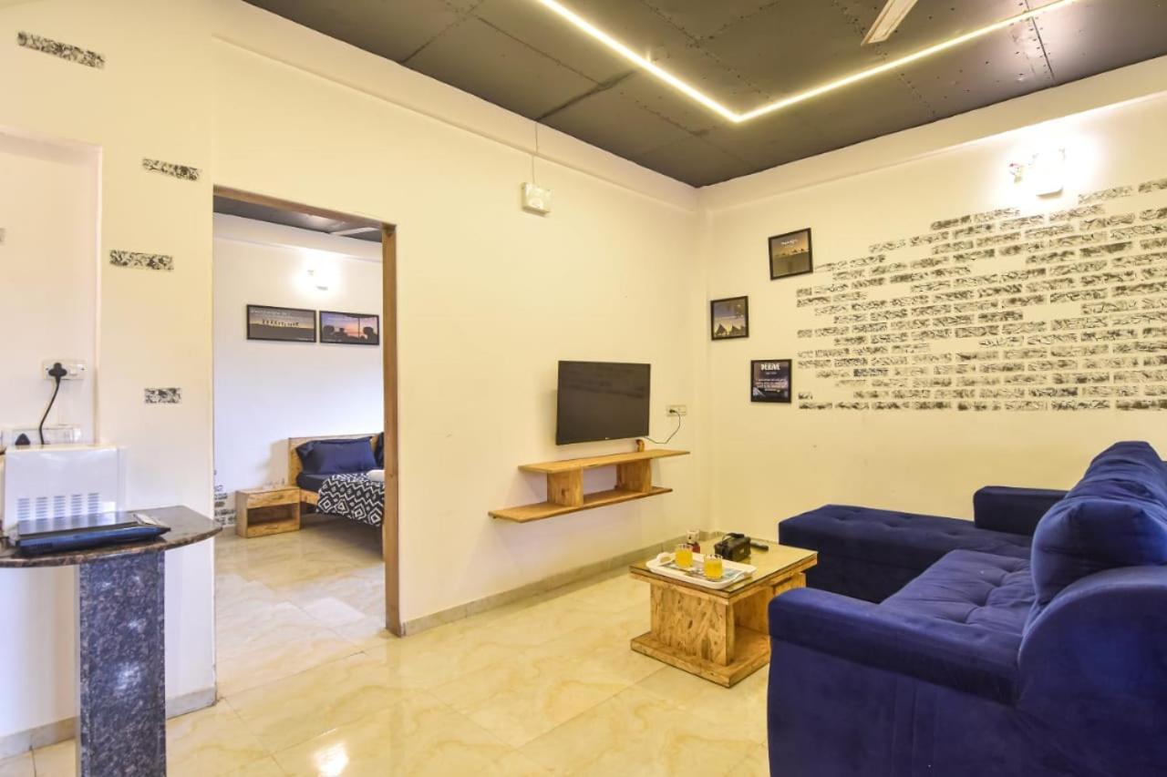Empyrean Stay Ll 3Bhk Ll Black Horse Villa Ll Ac Ll Private Pool Ll Wifi II Lux Ll Lonavala Esterno foto